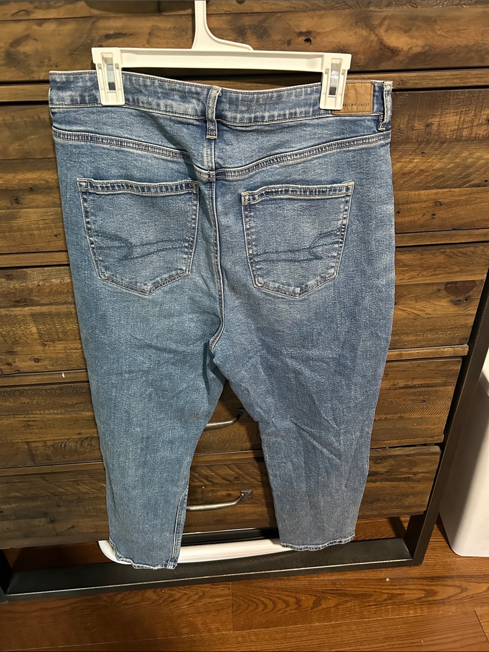 American Eagle Mom Jean Strigid  Lt Blue Ripped Slim-Straight Size 14 XSHORT - Picture 3 of 10